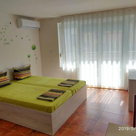 Downtown Studio Varna Exterior foto