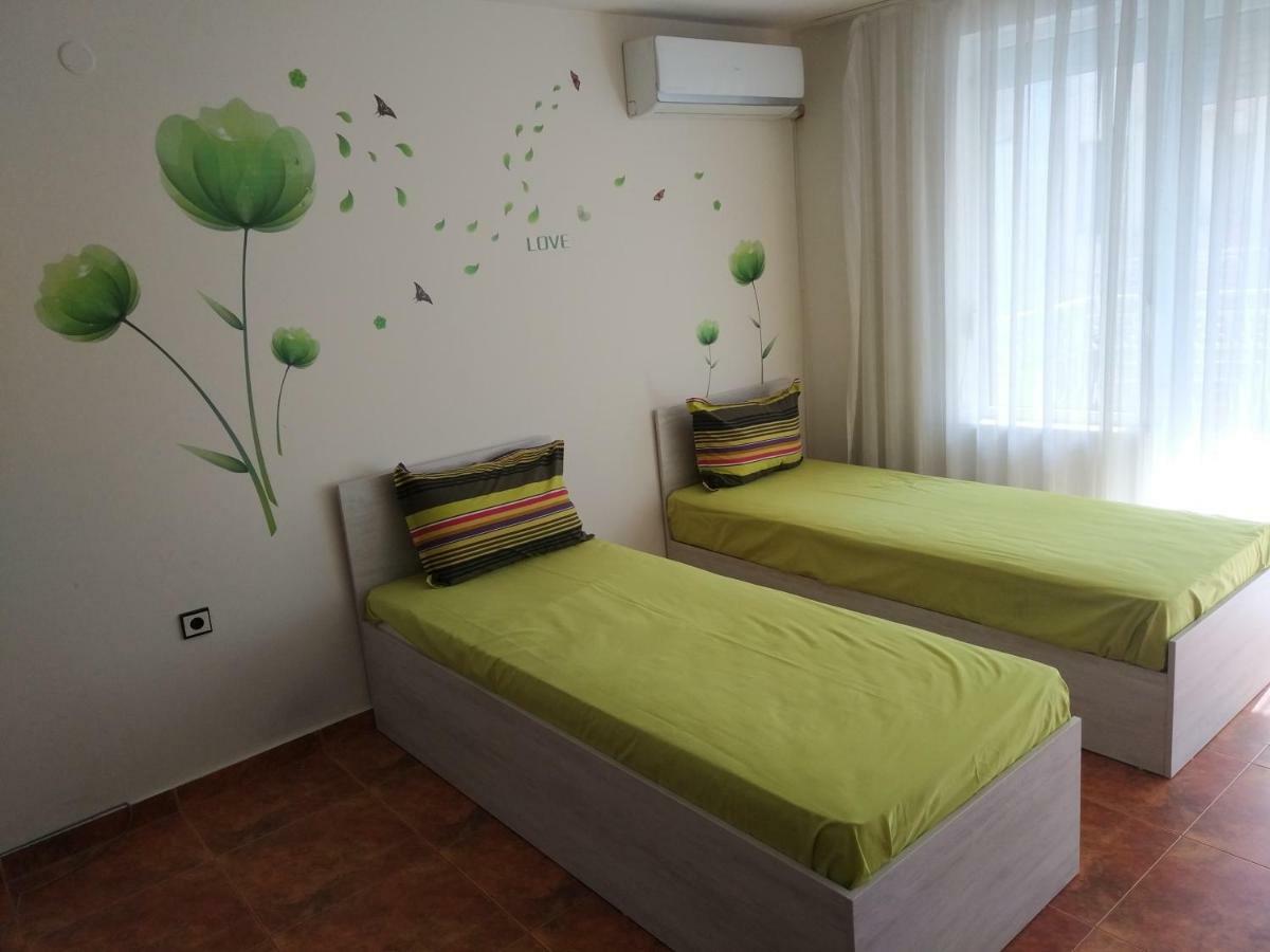 Downtown Studio Varna Exterior foto